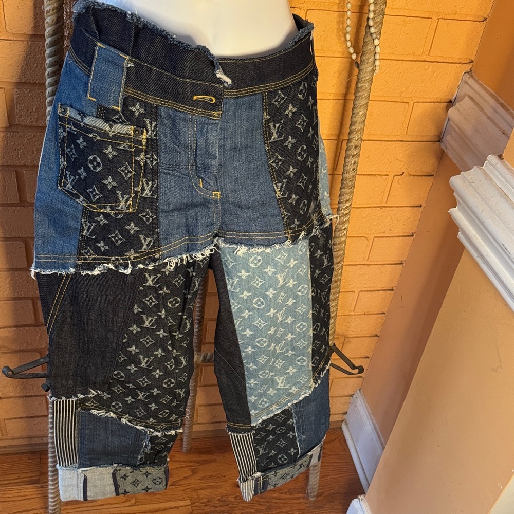 Patchwork Denim LV Monogram capris - image 1
